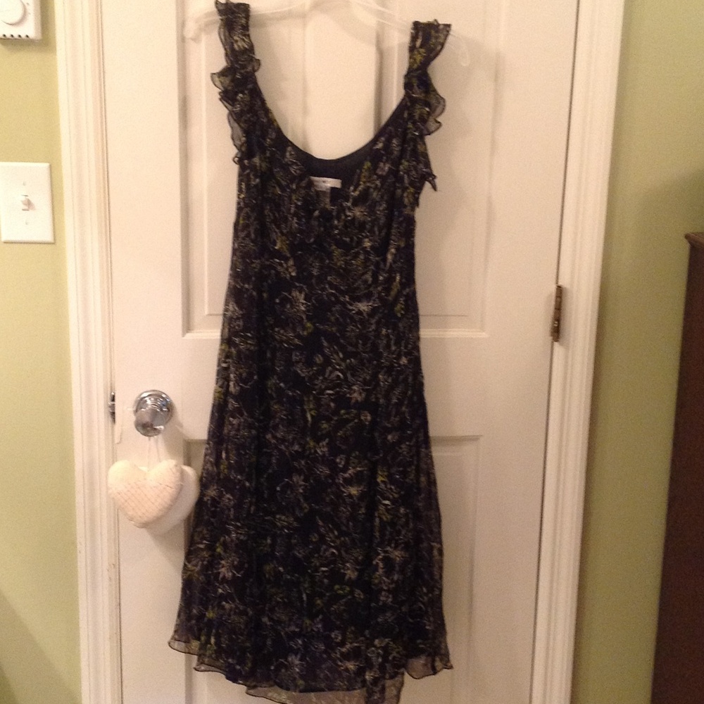 Silk size 4 Nine West black and green dress.